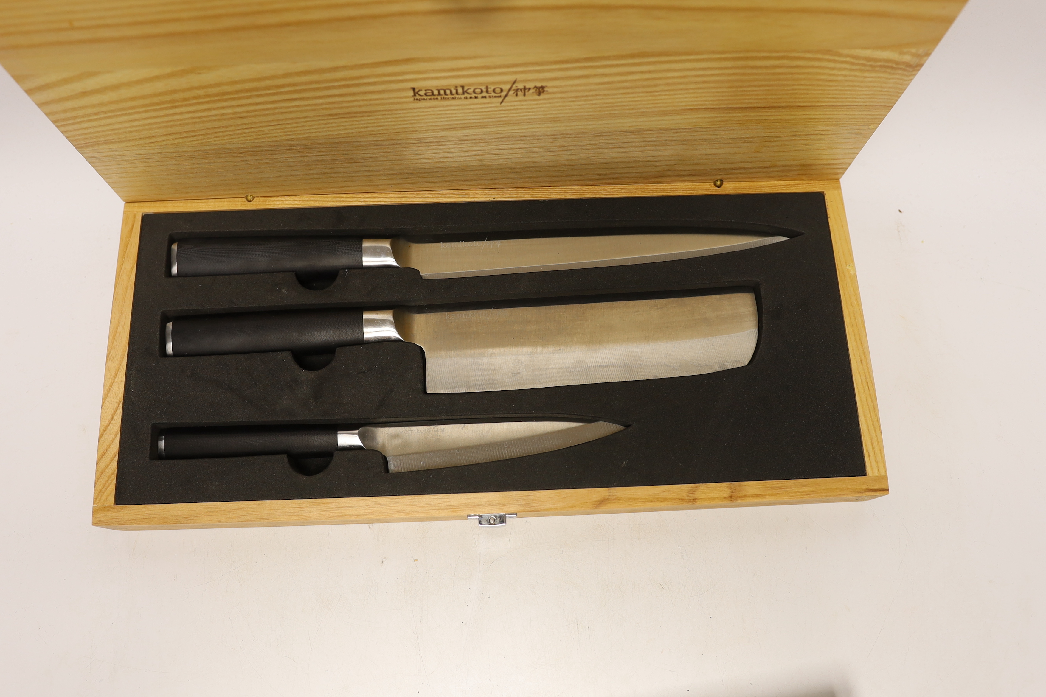 Japanese Kamikoto kitchen knives and a whetstone (boxed)